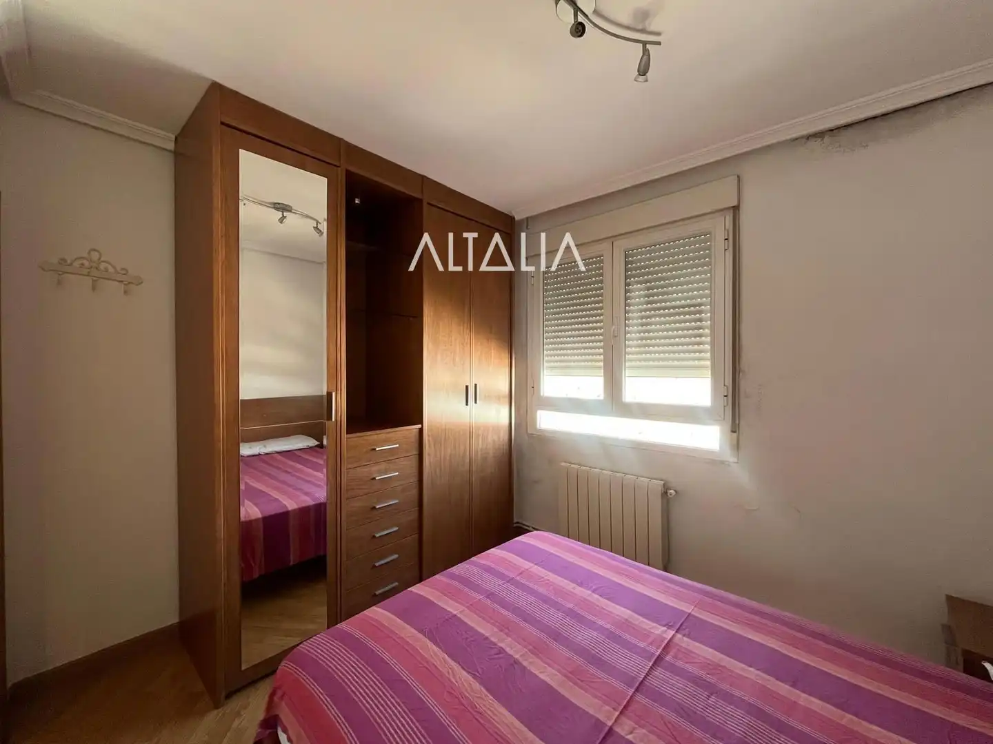 Bedroom of Flat for sale in Cuenca  with Heating and Furnished