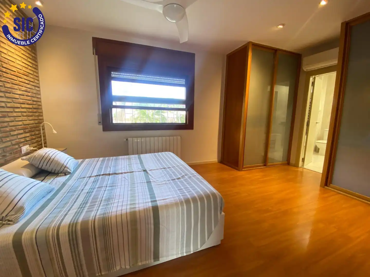 Habitación de Casa o chalet en venta en Torrent con Aire acondicionado, Calefacción y Jardín privado