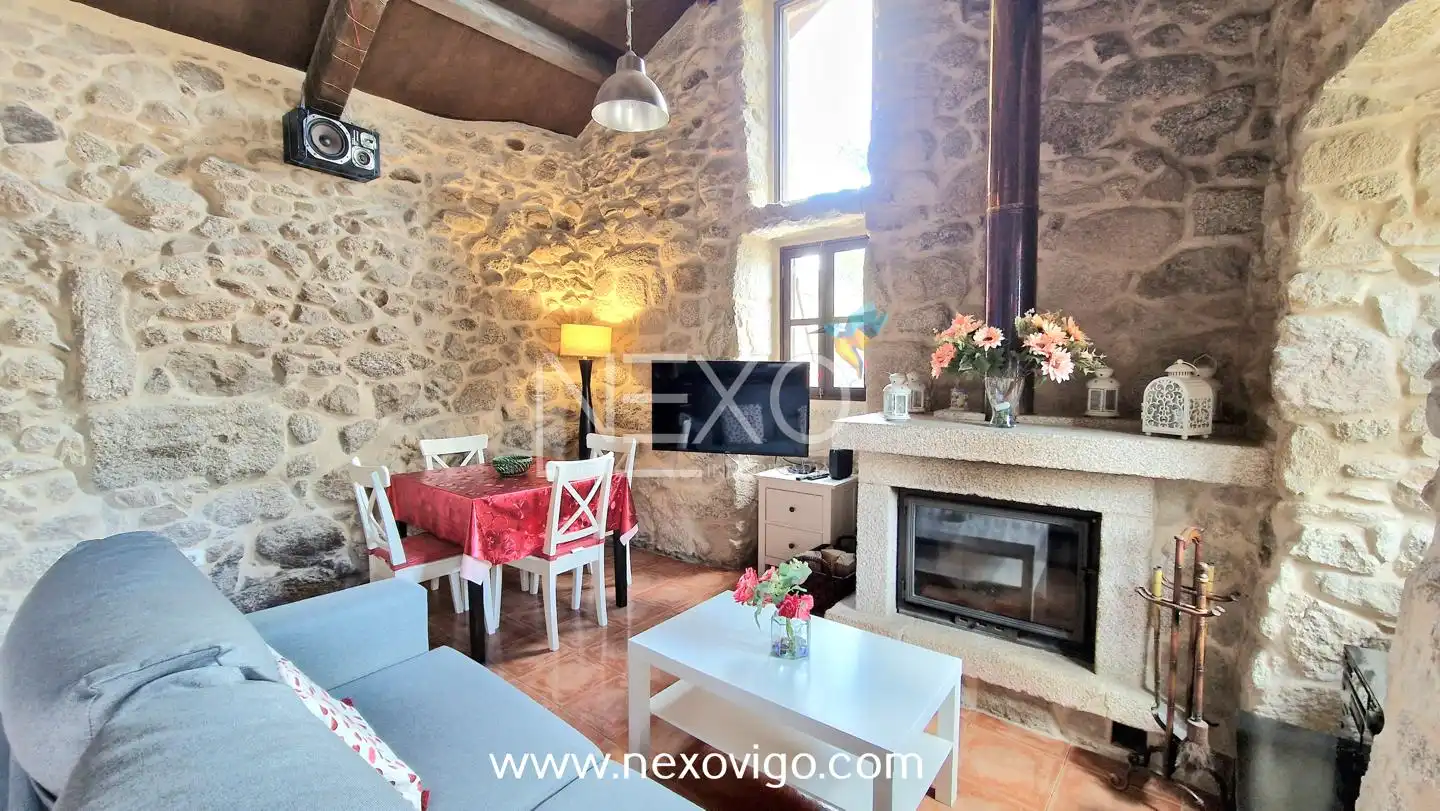 Sala de estar de Casa o chalet en venta en Moaña con Jardín privado, Terraza y Amueblado