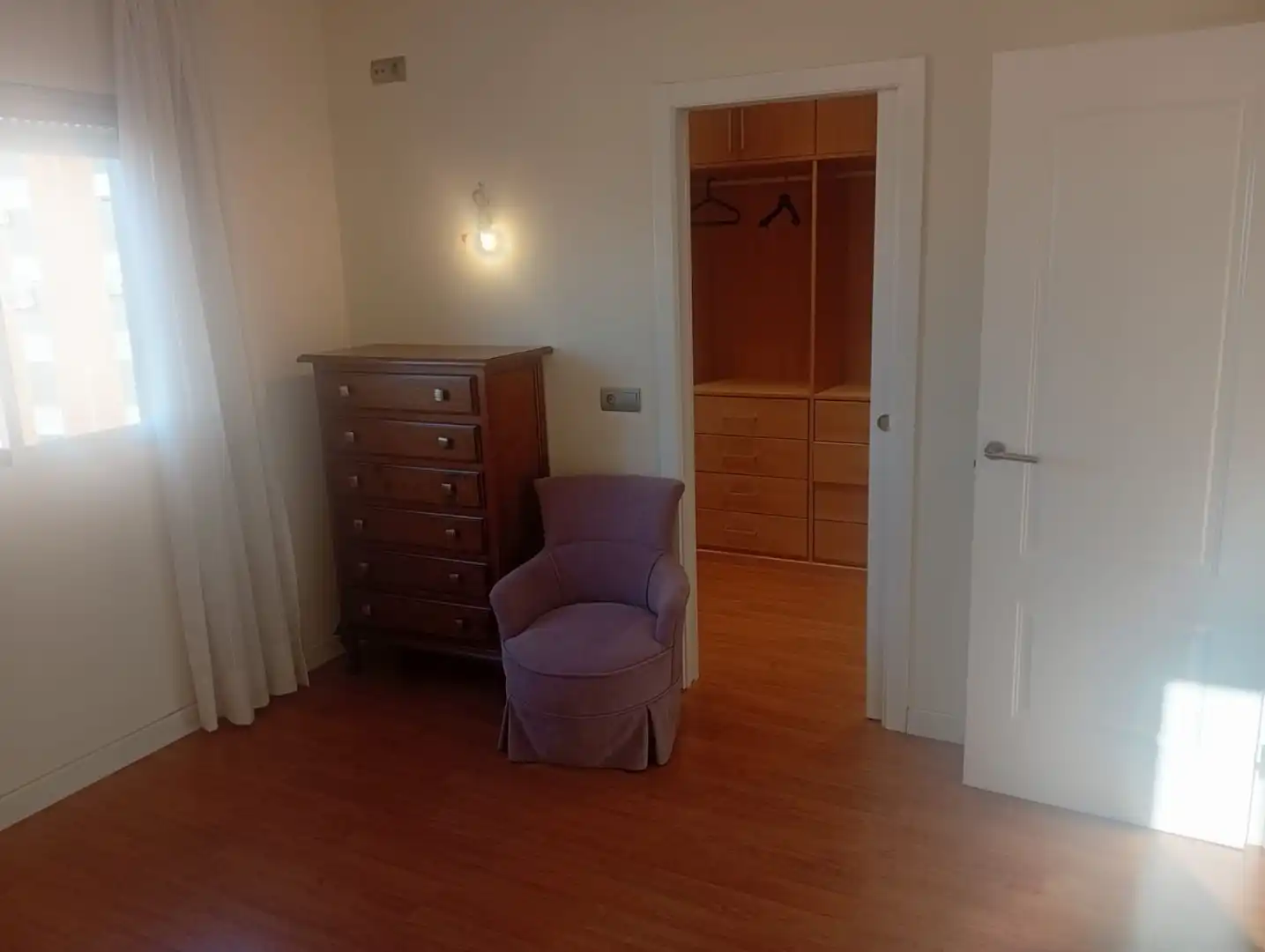Schlafzimmer von Wohnung zur Miete in Málaga mit Klimaanlage, Heizung und Möbliert