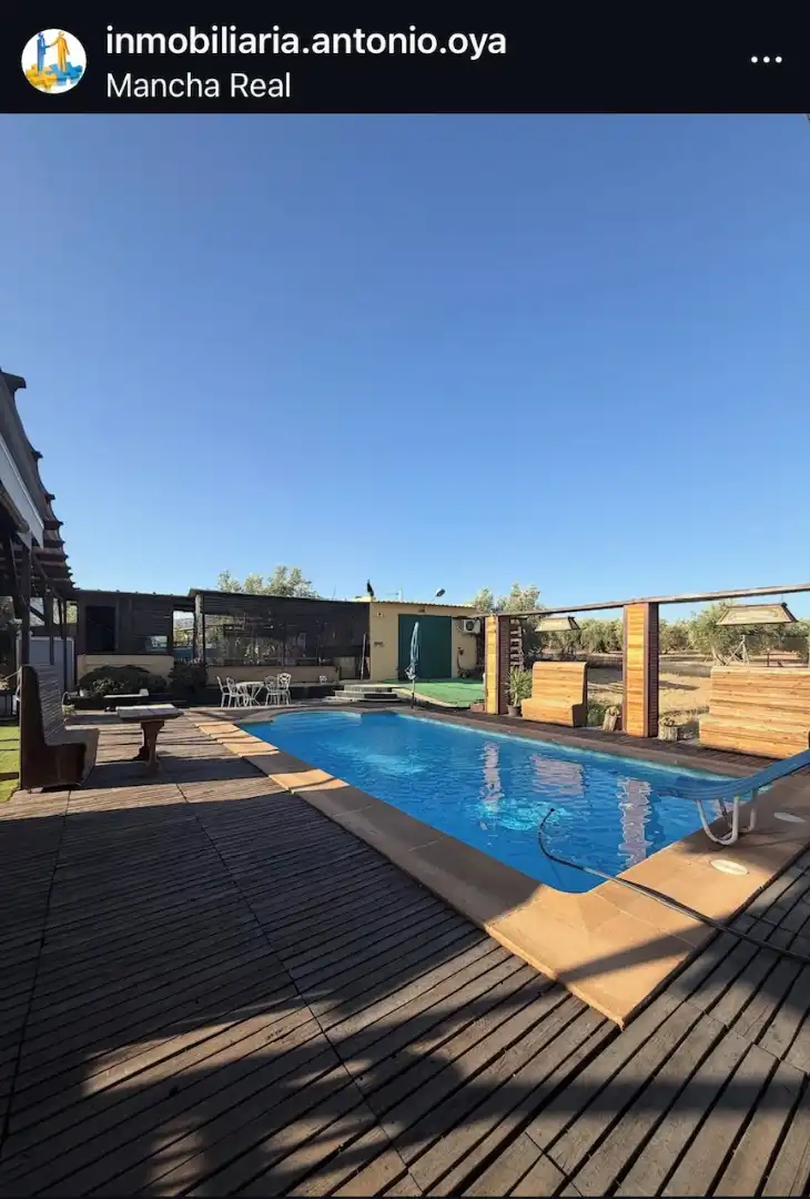 Schwimmbecken von Country house zum Verkauf in Mancha Real mit Klimaanlage, Heizung und Privatgarten