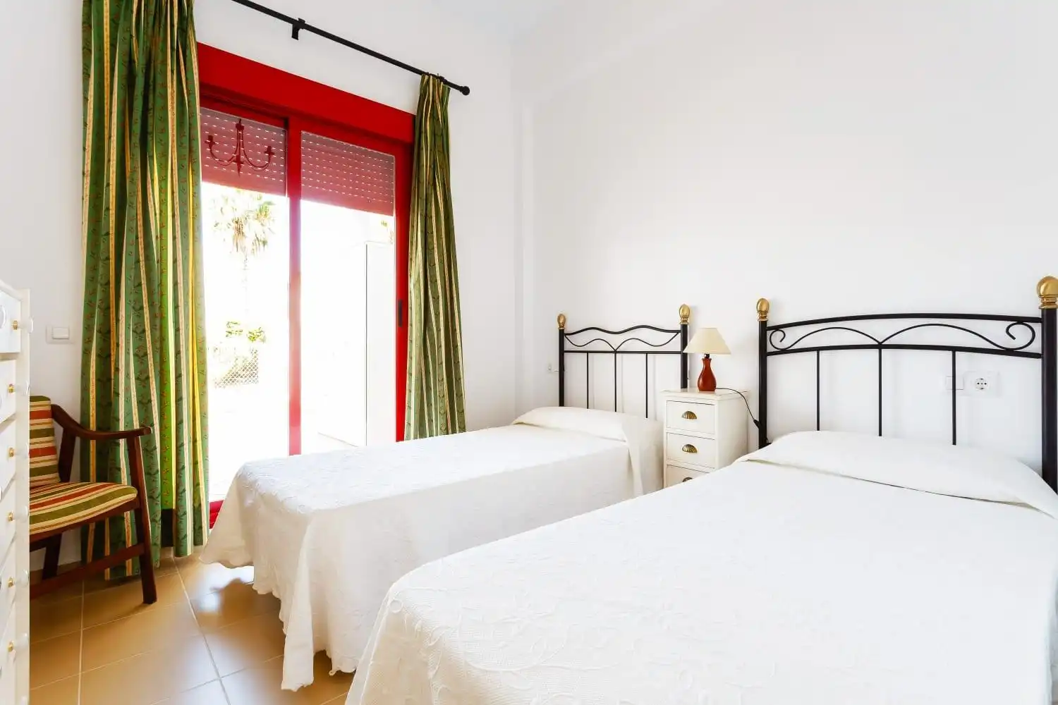 Apartamento con terraza en venta en Las Palmeras - Dehesilla, imagen 14
