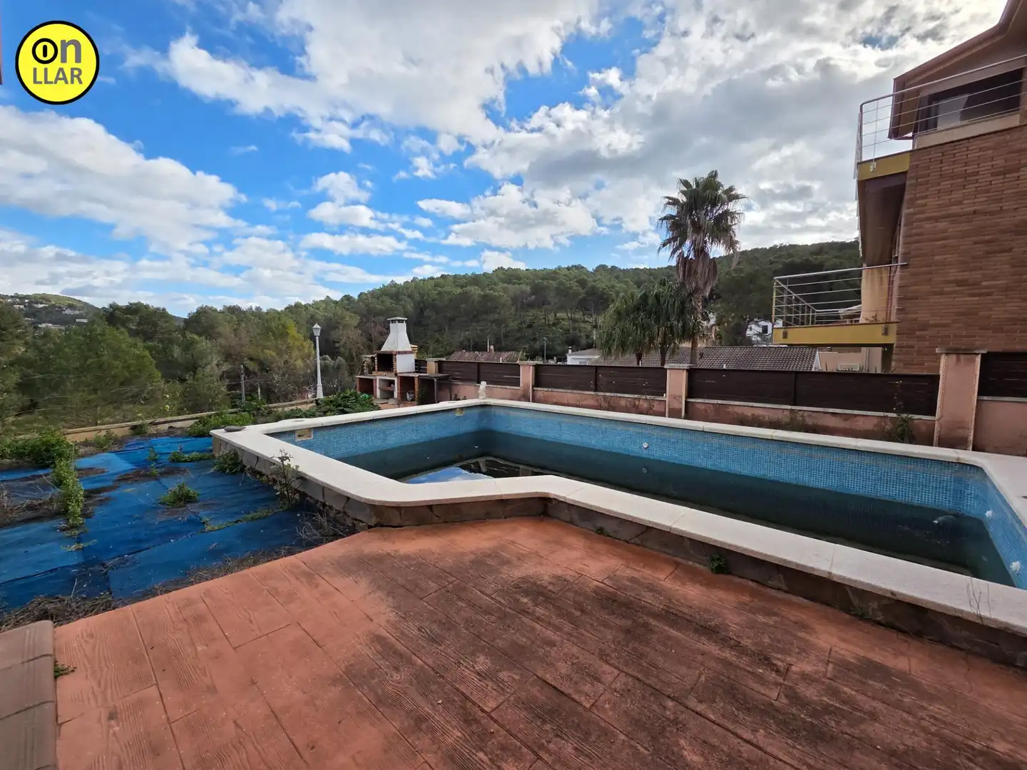 Piscina de Casa o xalet en venda en Canyelles amb Piscina comunitària