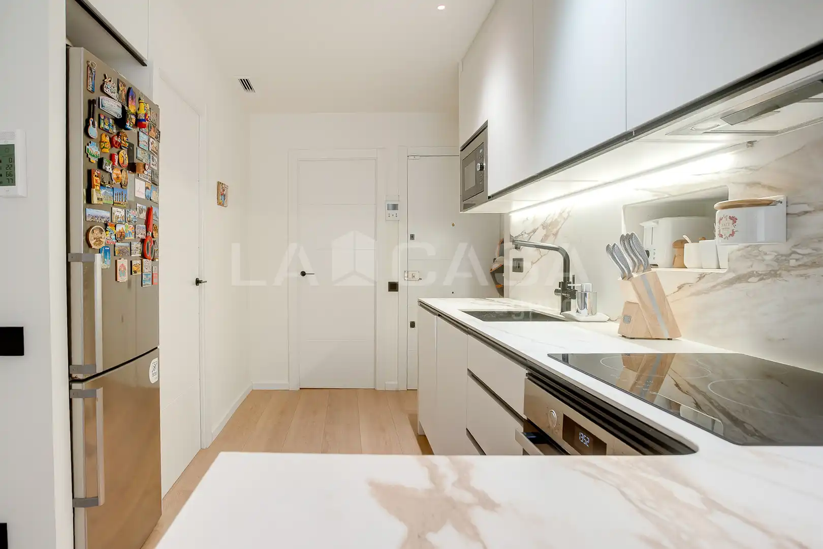 Cocina de Piso en venta en Barcelona con Balcón