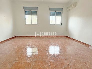 Piso en alquiler en Casco Urbano