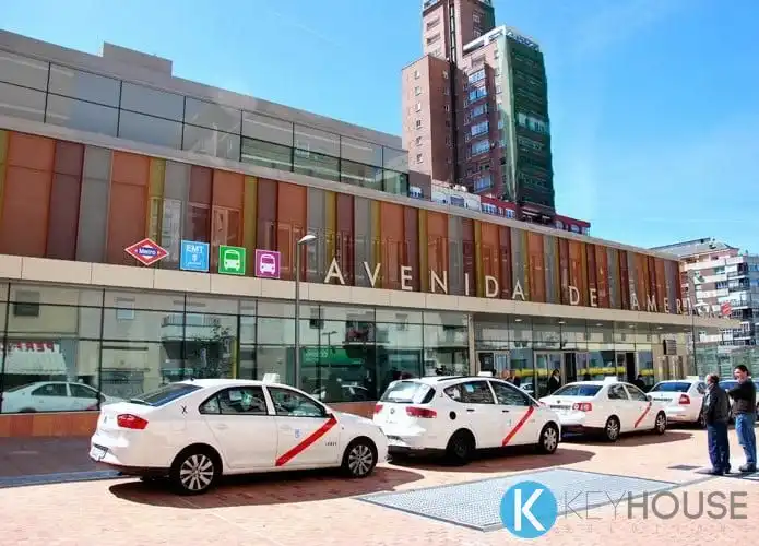 Vista exterior de Piso en venta en Madrid con Aire acondicionado y Calefacción