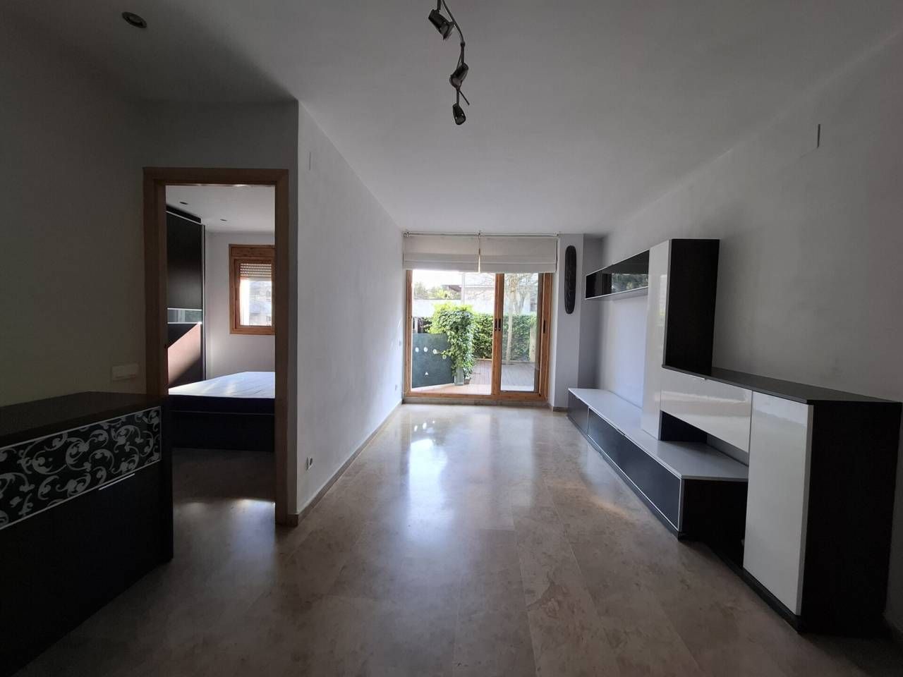 Wohnzimmer von Wohnung zum Verkauf in Sitges mit Klimaanlage, Heizung und Terrasse