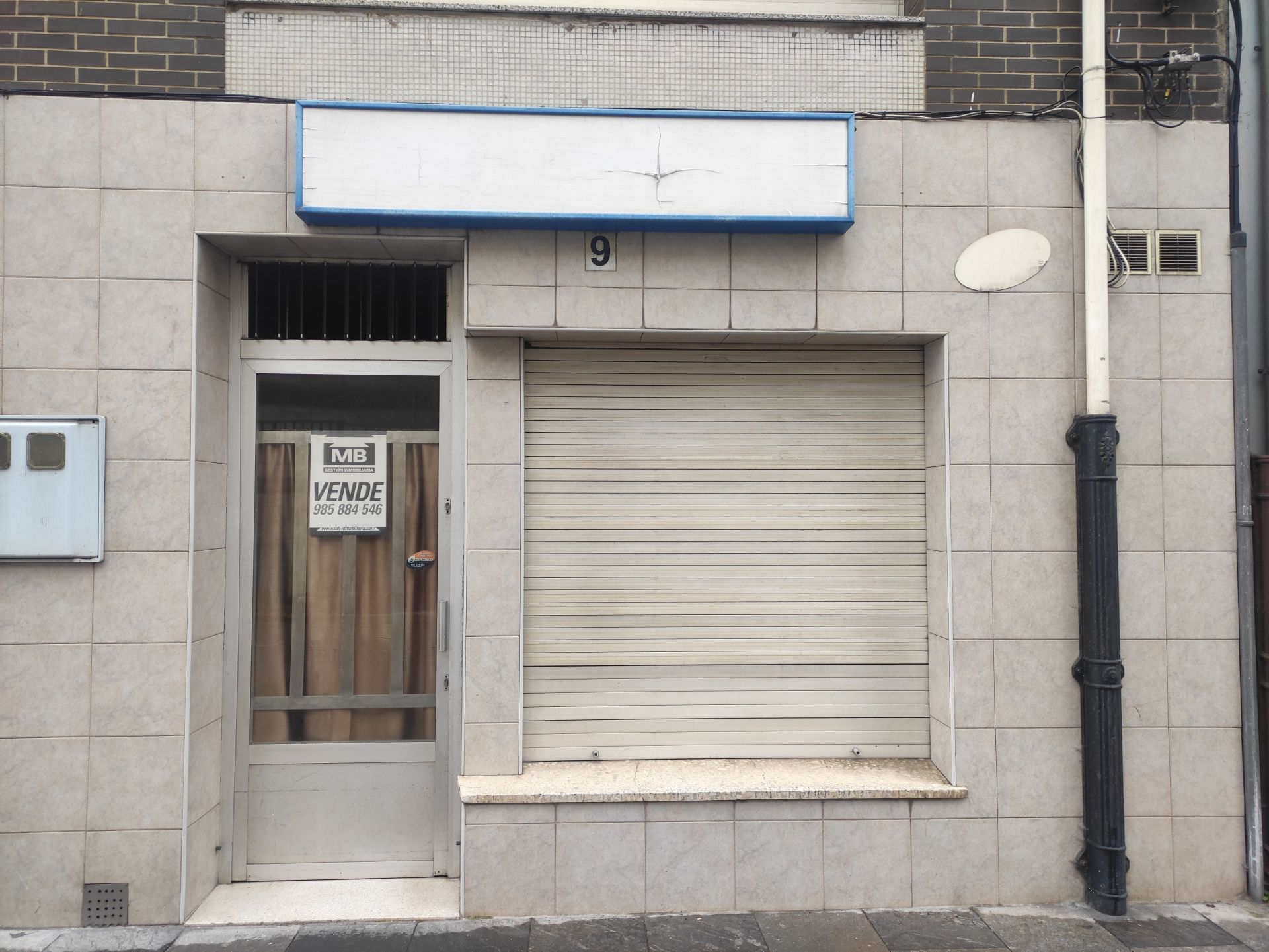 Premises for sale in Carreño