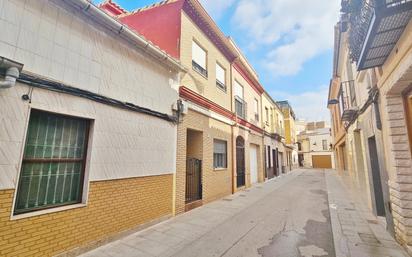 Vista exterior de Casa o xalet en venda en Torrent amb Aire condicionat, Calefacció i Terrassa