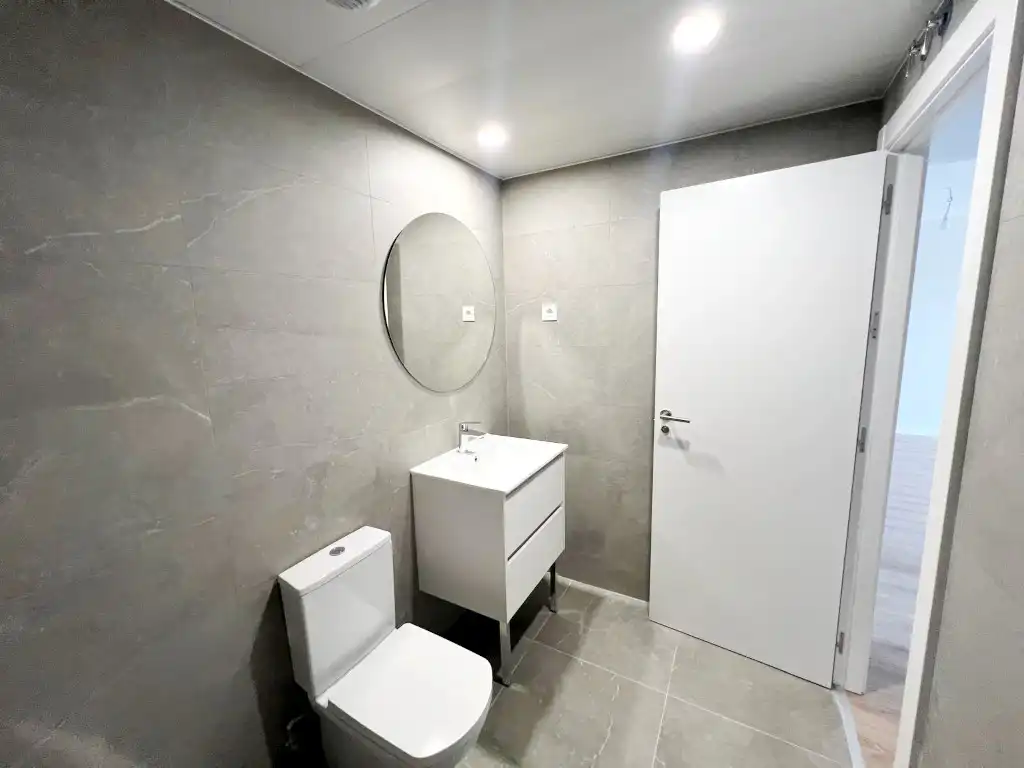 Baño de Piso de alquiler en Alcalá de Henares con Terraza, Trastero y Domótica