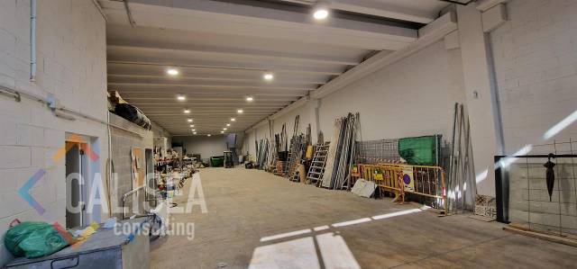 Nave industrial en Venta en Can Feu
