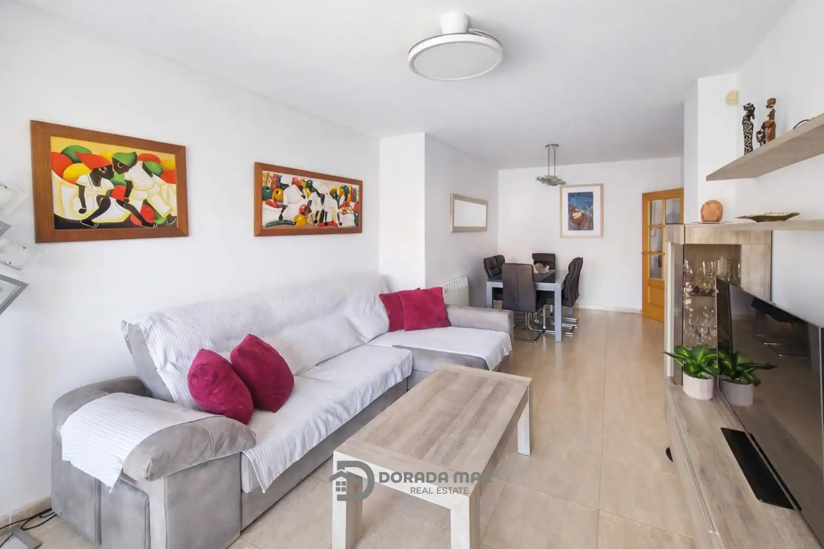 Sala d'estar de Apartament en venda en Cubelles amb Calefacció, Jardí privat i Terrassa