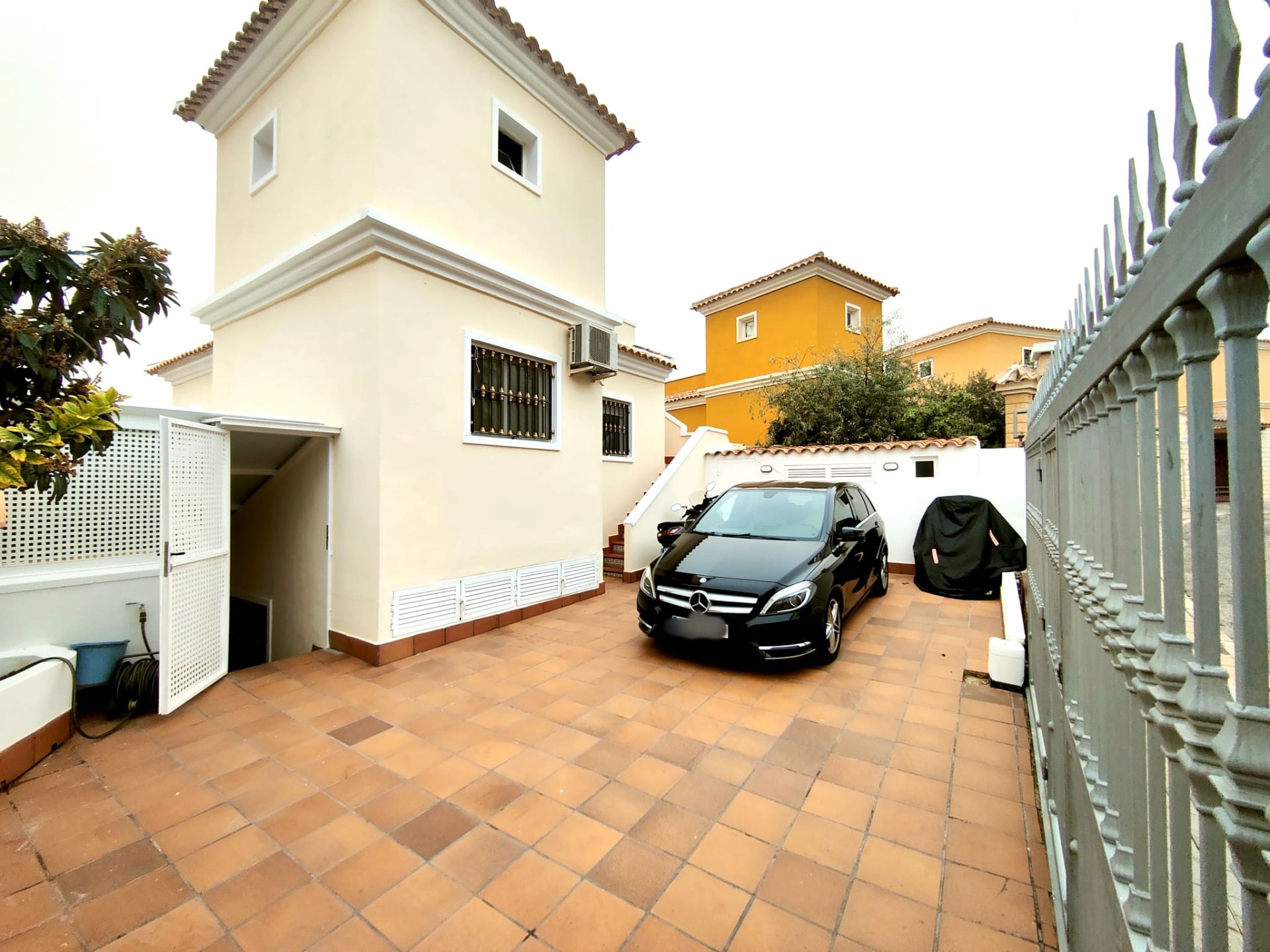 Exterior view of House or chalet for sale in Aspe  with Air Conditioner, Heating and Private garden