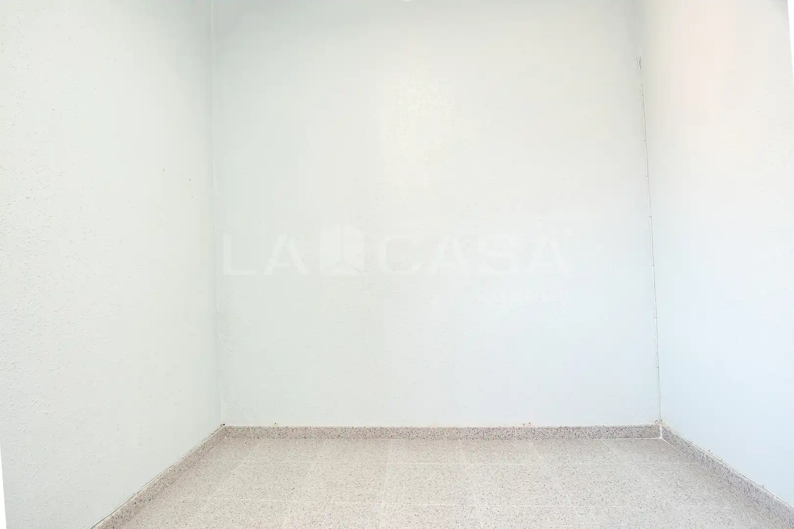 Piso en venta en Barcelona con Calefacción y Balcón