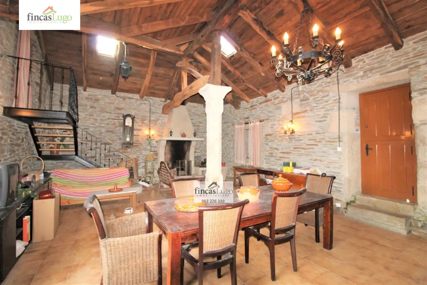 Comedor de Casa o chalet en venta en Lugo con Jardín privado, Terraza y Trastero