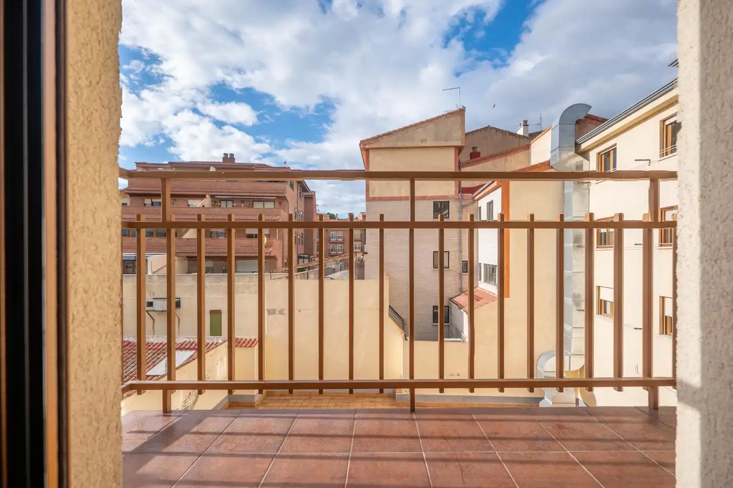 Terraza de Piso en venta en Ávila con Calefacción y Trastero