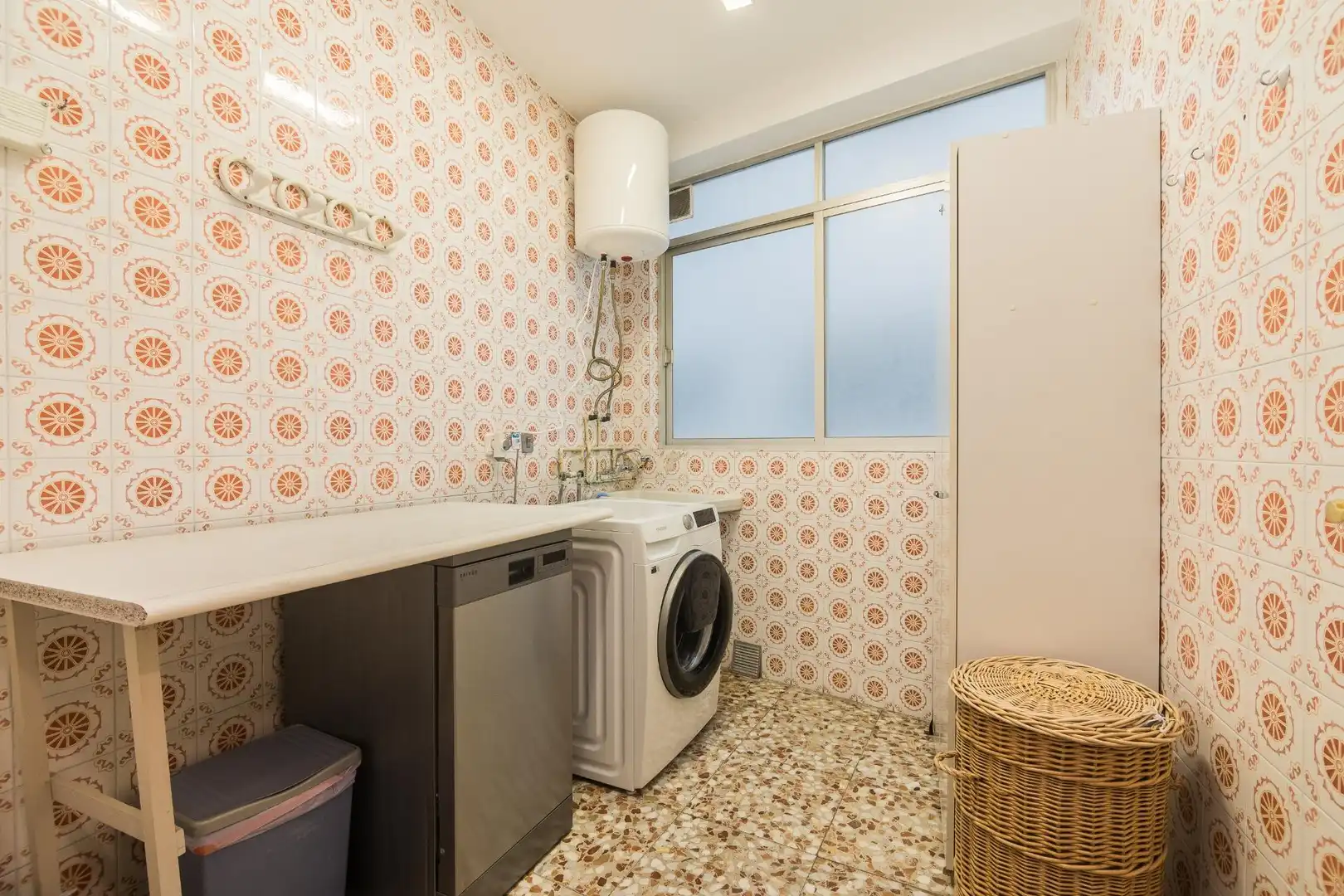 Kitchen of Flat for sale in Elche / Elx  with Balcony