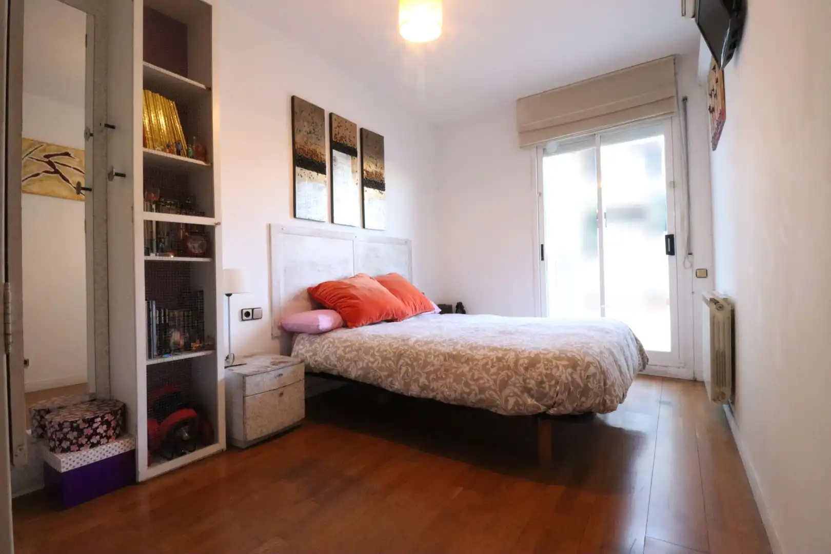 Habitación de Piso en venta en Sabadell con Calefacción, Parquet y Terraza