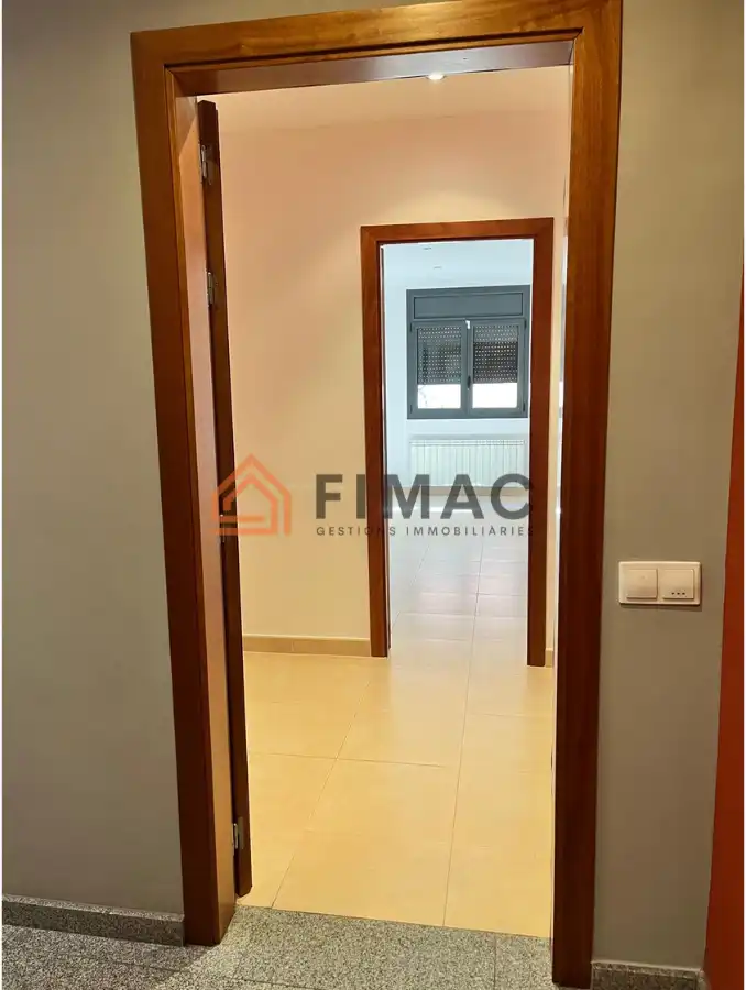 Piso en venta en Sant Hipòlit de Voltregà con Calefacción