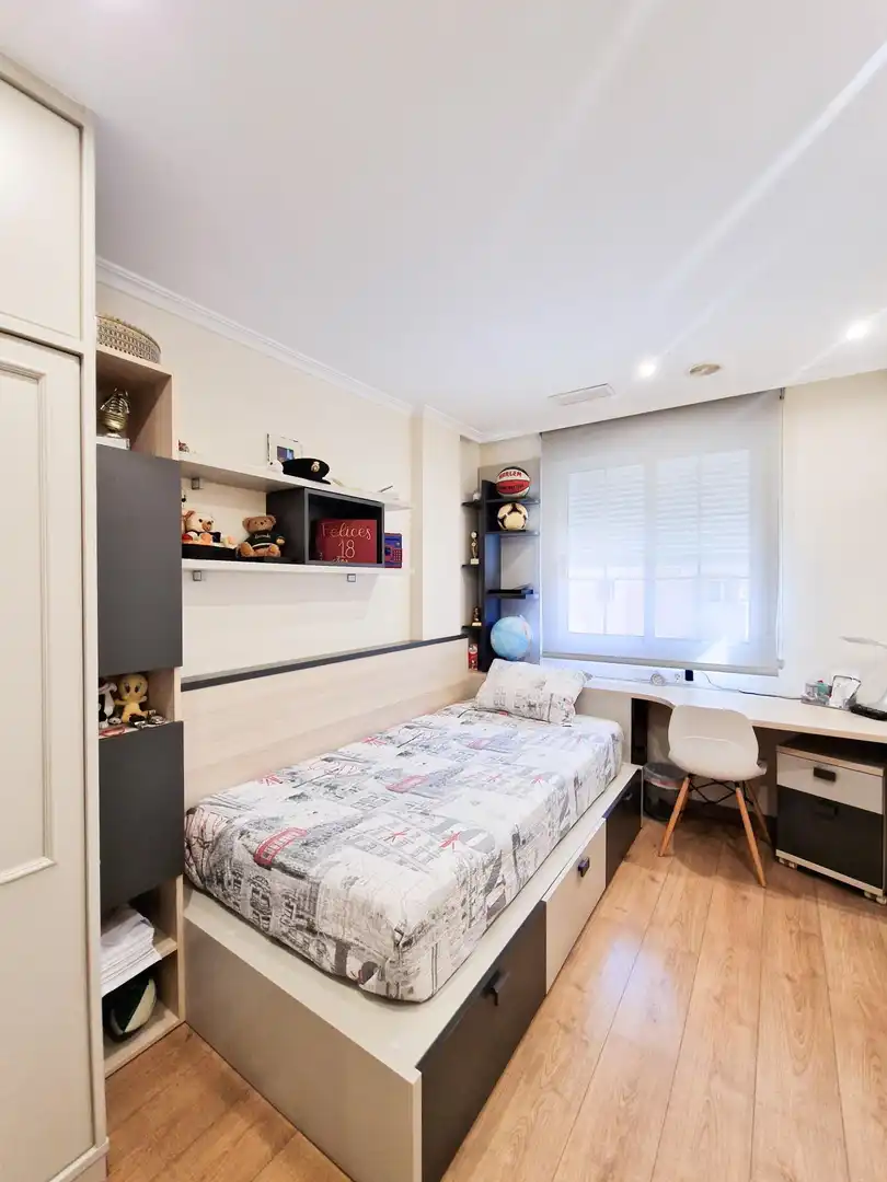 Bedroom of Houses for sale in Elche / Elx  with Air Conditioner, Heating and Private garden