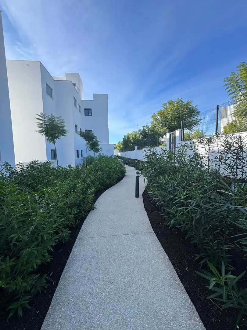 Terrasse von Wohnungen zur Miete in Estepona mit Klimaanlage, Terrasse und Abstellraum
