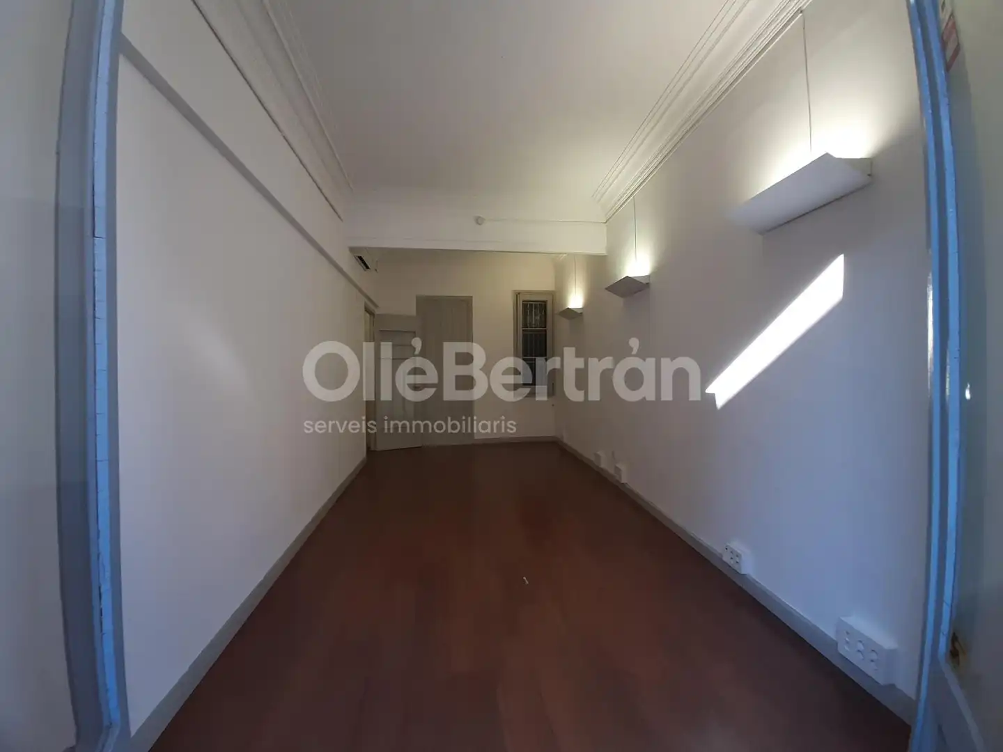 Habitación de Oficina de alquiler en Barcelona