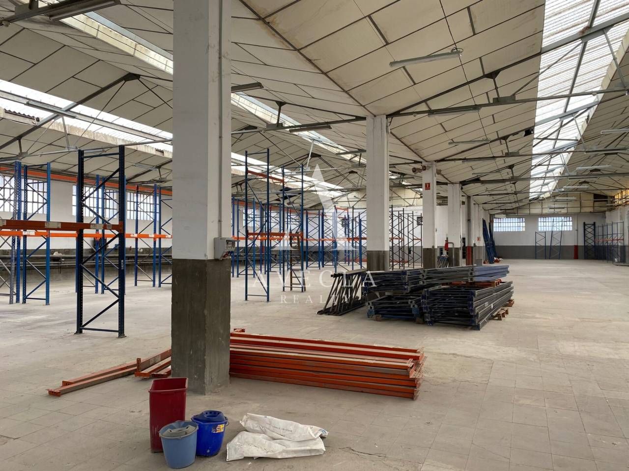 Nave industrial de alquiler en Sant Boi de Llobregat