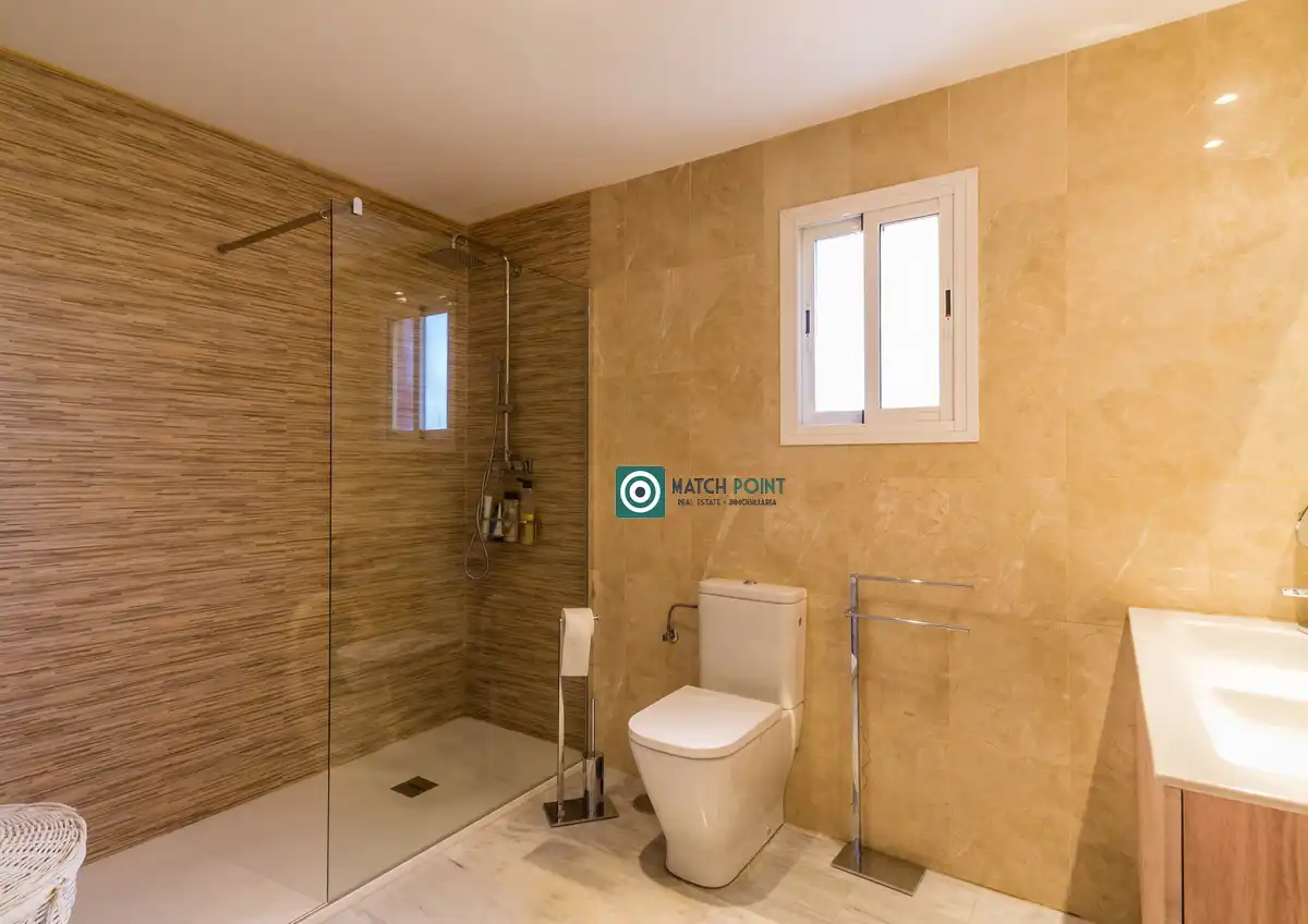 Badezimmer von Wohnung zum Verkauf in Nerja