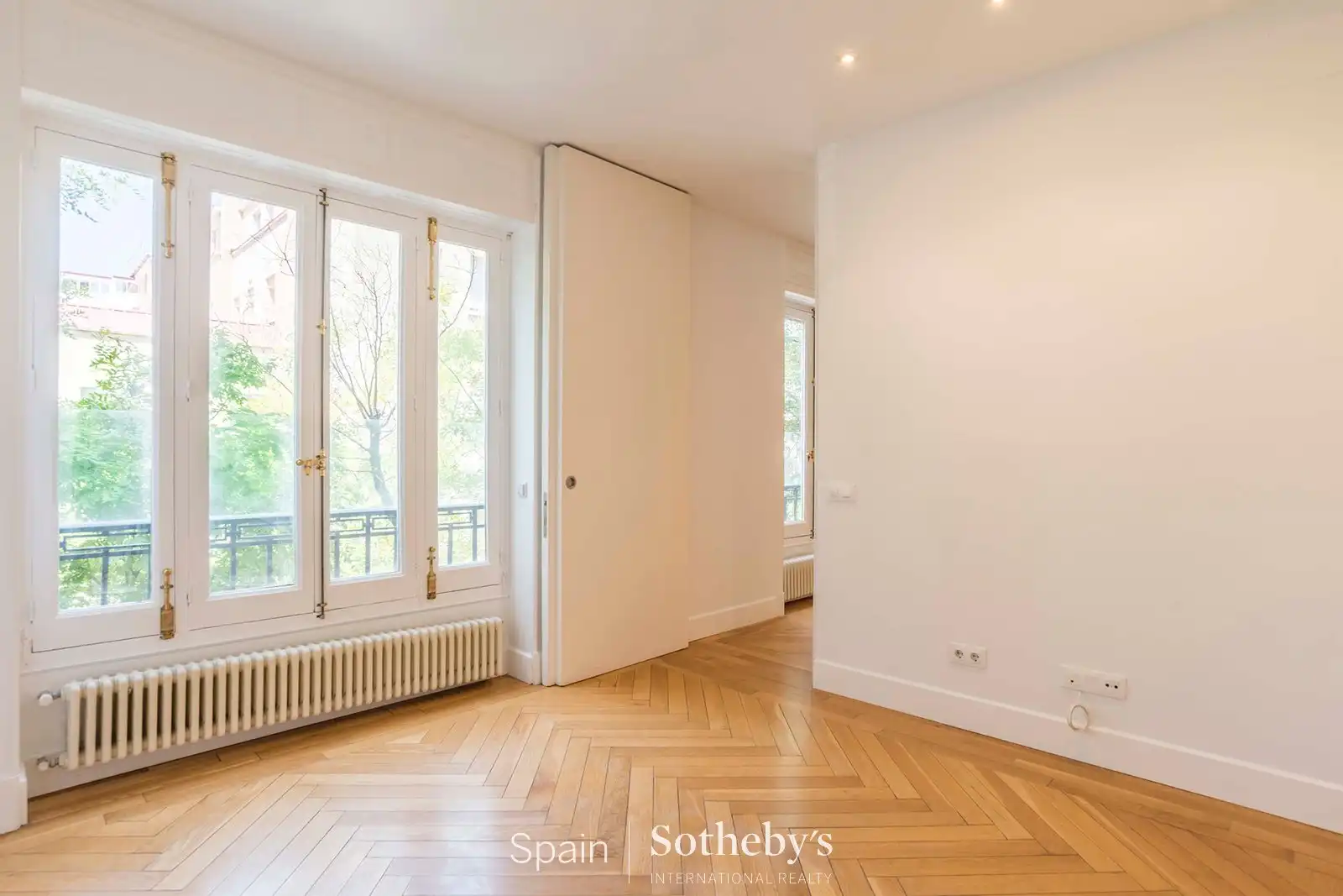 Schlafzimmer von Wohnungen zur Miete in Madrid mit Klimaanlage und Heizung