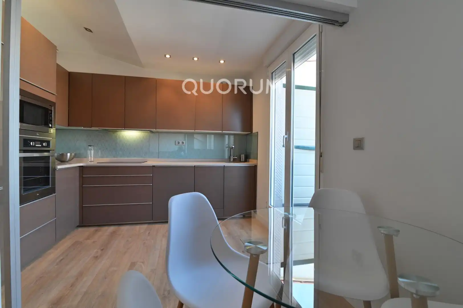 Küche von Wohnung zur Miete in Bilbao  mit Klimaanlage, Heizung und Terrasse