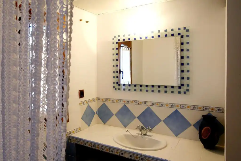 Baño de Casa o chalet en venta en Carenas con Aire acondicionado, Calefacción y Jardín privado