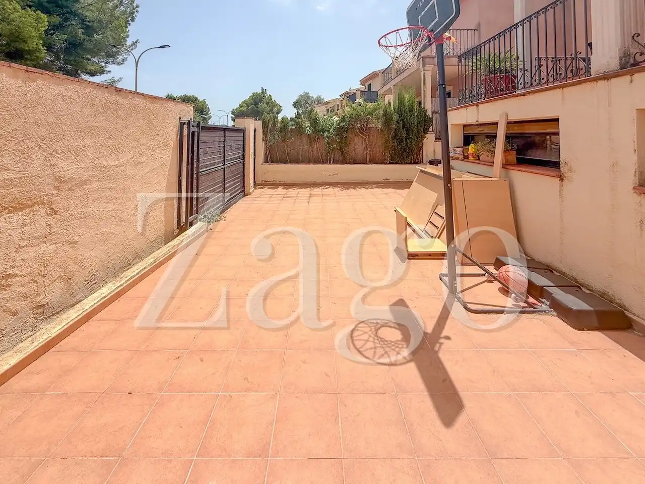 Casa amb piscina en venda a Pueblo - Urbanizaciones, imagen 4