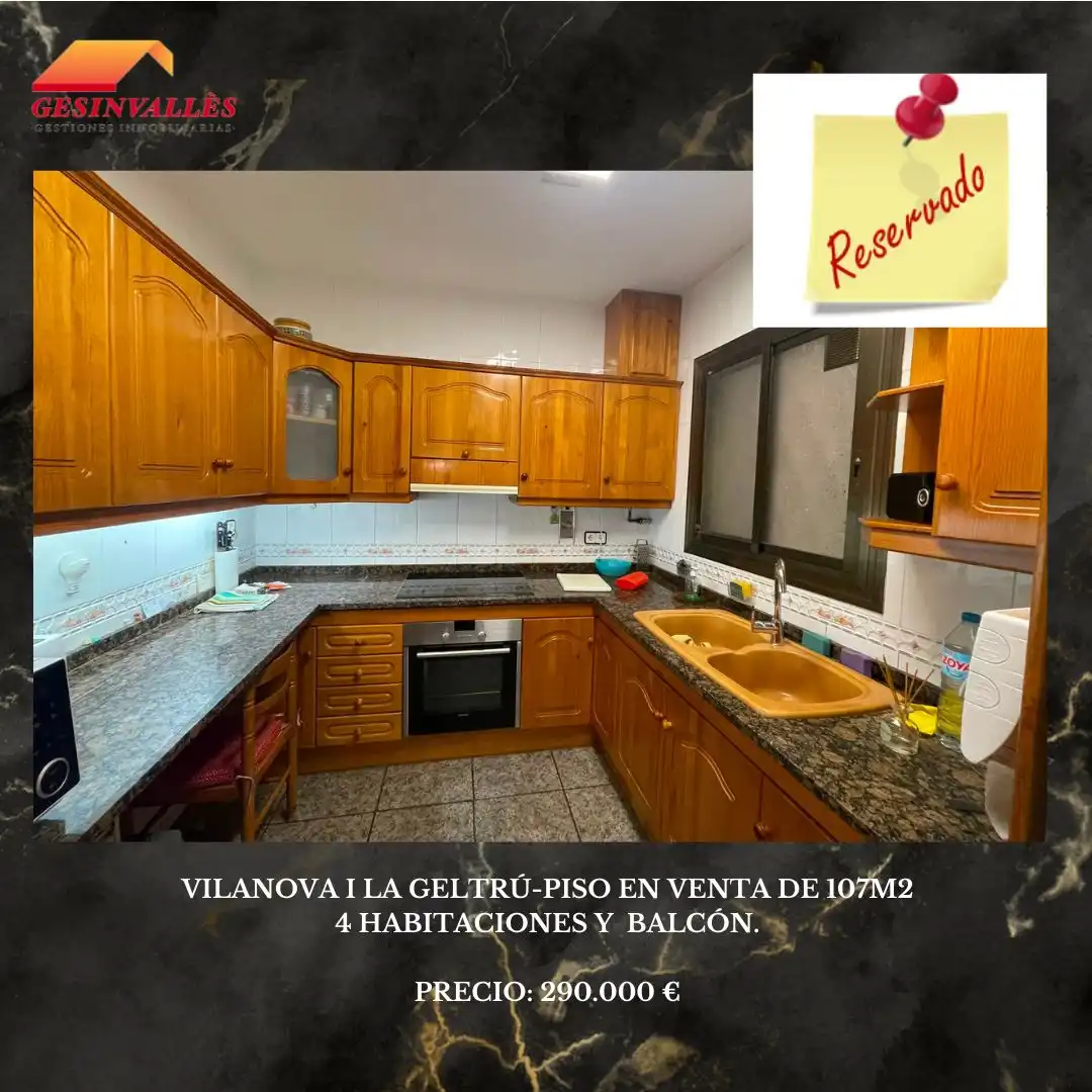 Flat with terrace for sale in Centre Vila