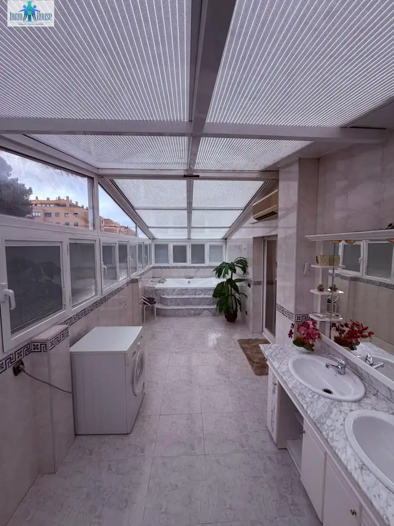 Bathroom of Detached homes for sale in Albacete  with Air Conditioner, Heating and Terrace