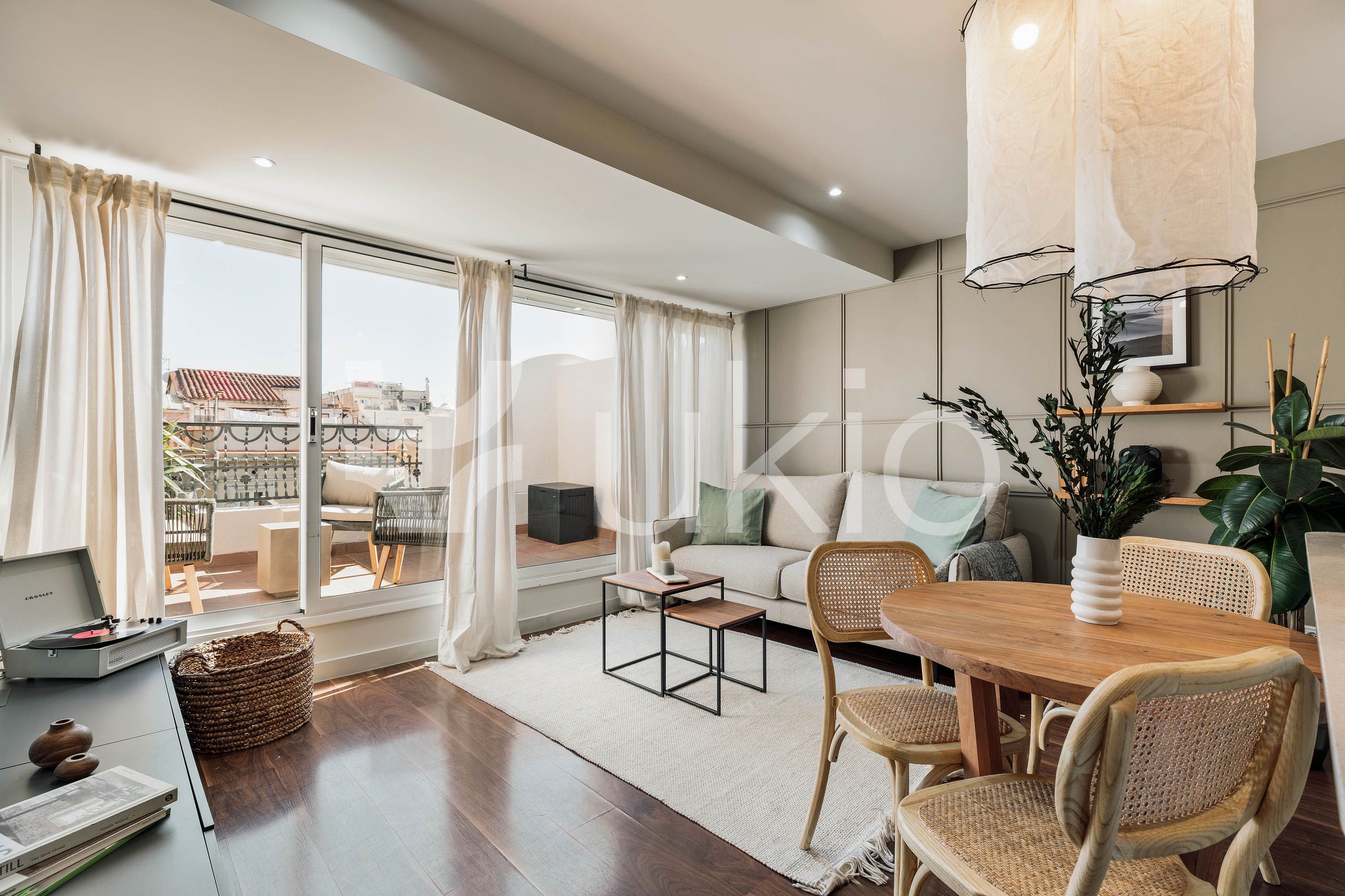 Living room of Apartment to rent in  Barcelona Capital  with Air Conditioner, Heating and Terrace