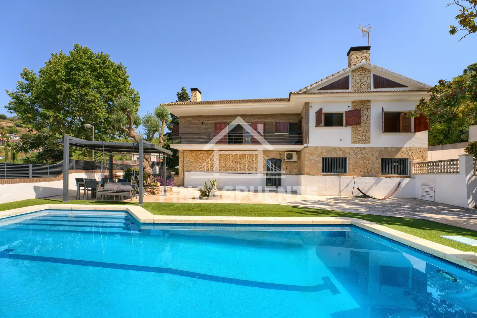Jardín de Casa o chalet en venta en Tiana con Jardín privado, Terraza y Piscina