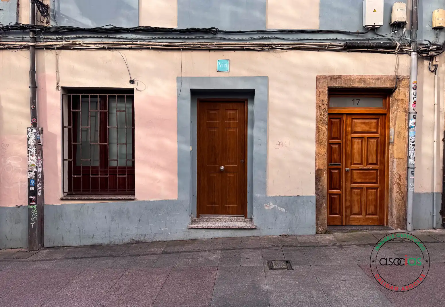 Vista exterior de Pis en venda en Gijón  amb Calefacció