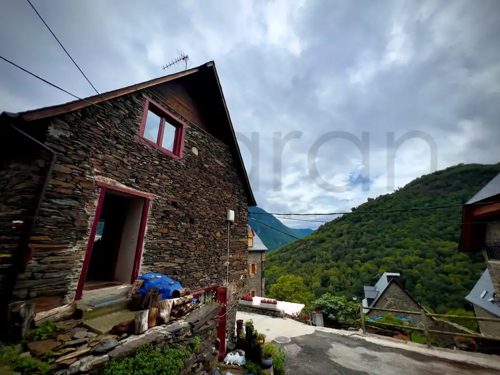 Vista exterior de Casa o chalet en venta en Bausen
