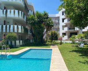 Vista exterior de Apartament de lloguer en Marbella amb Aire condicionat i Terrassa