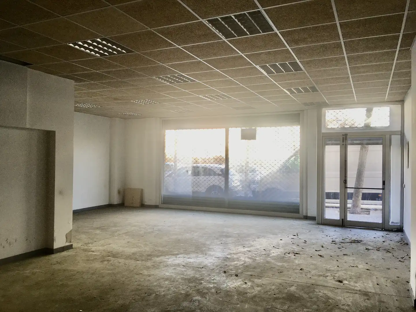Local en venda a Carrer Salvador Dabau i Caussa, 8, Sant Narcís