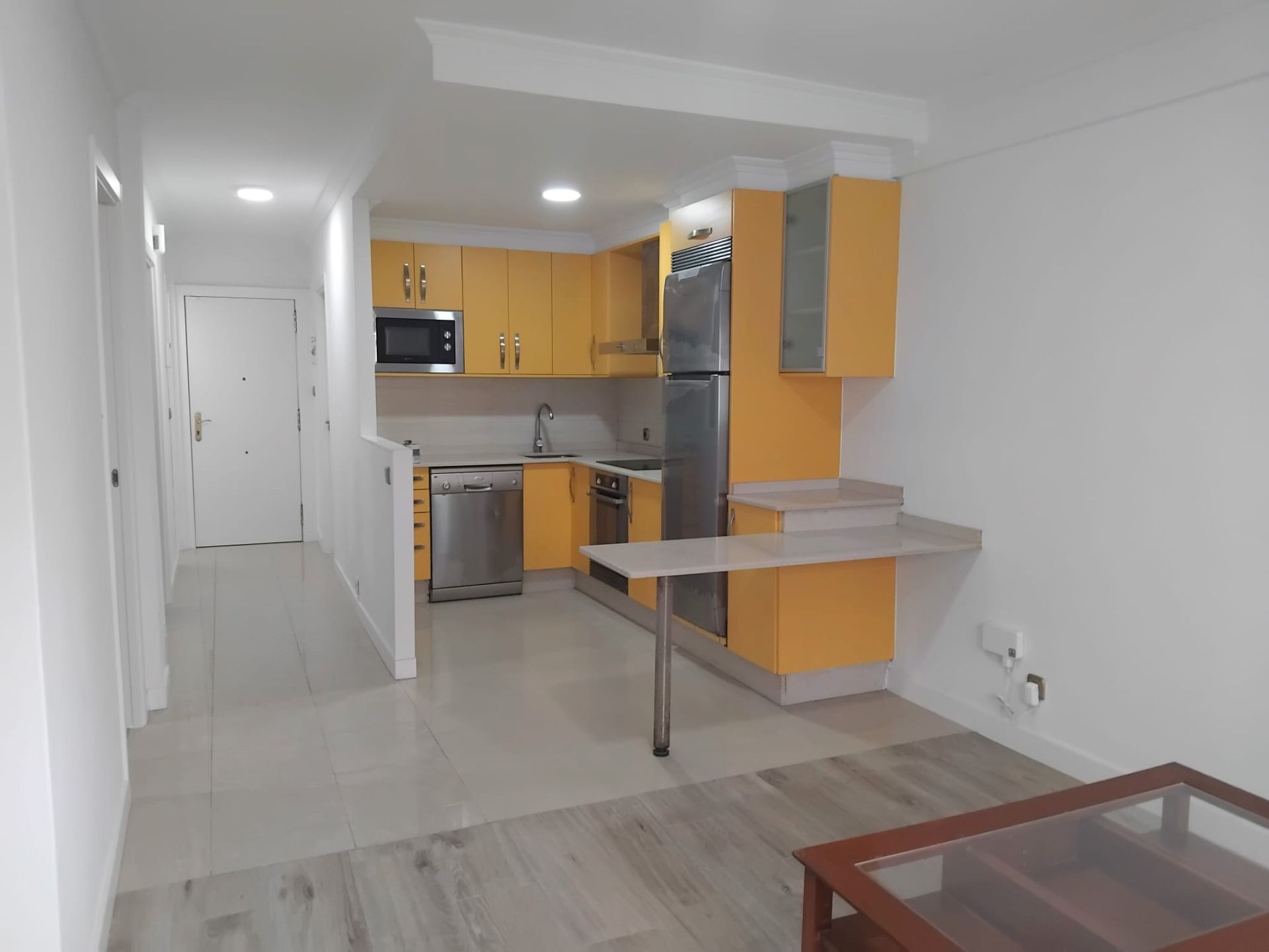 Cuina de Pis en venda en Vigo  amb Parquet, Traster i Forn