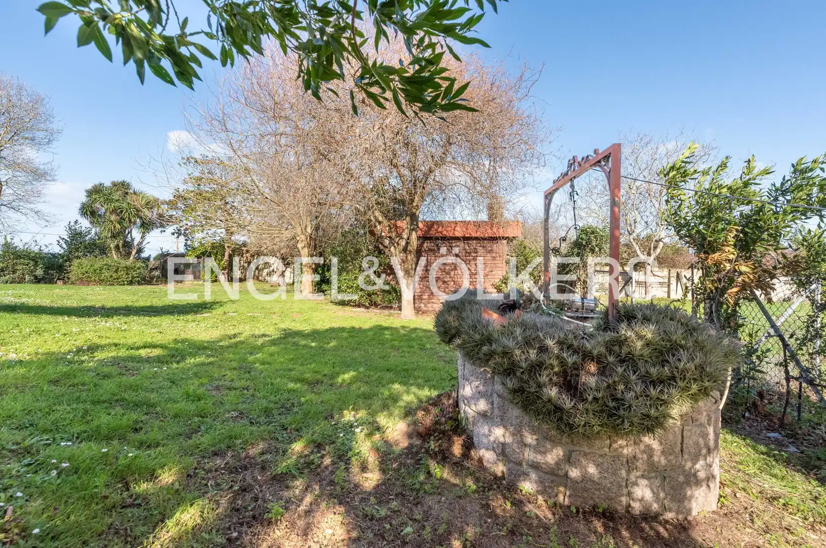 Casa o xalet en venda en Gijón  amb Calefacció, Jardí privat i Traster