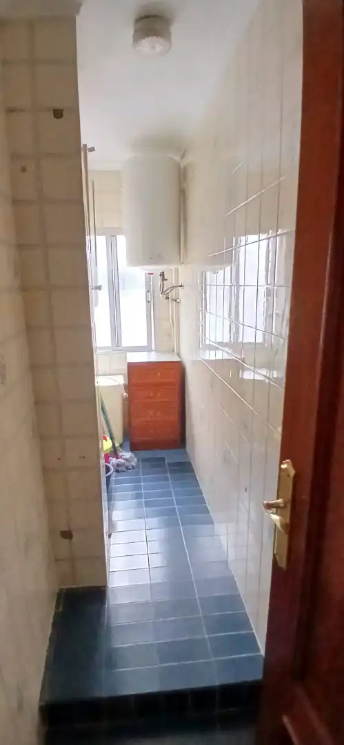 Bathroom of Flat for rent in Sevilla  with Air Conditioner, Furnished and Oven