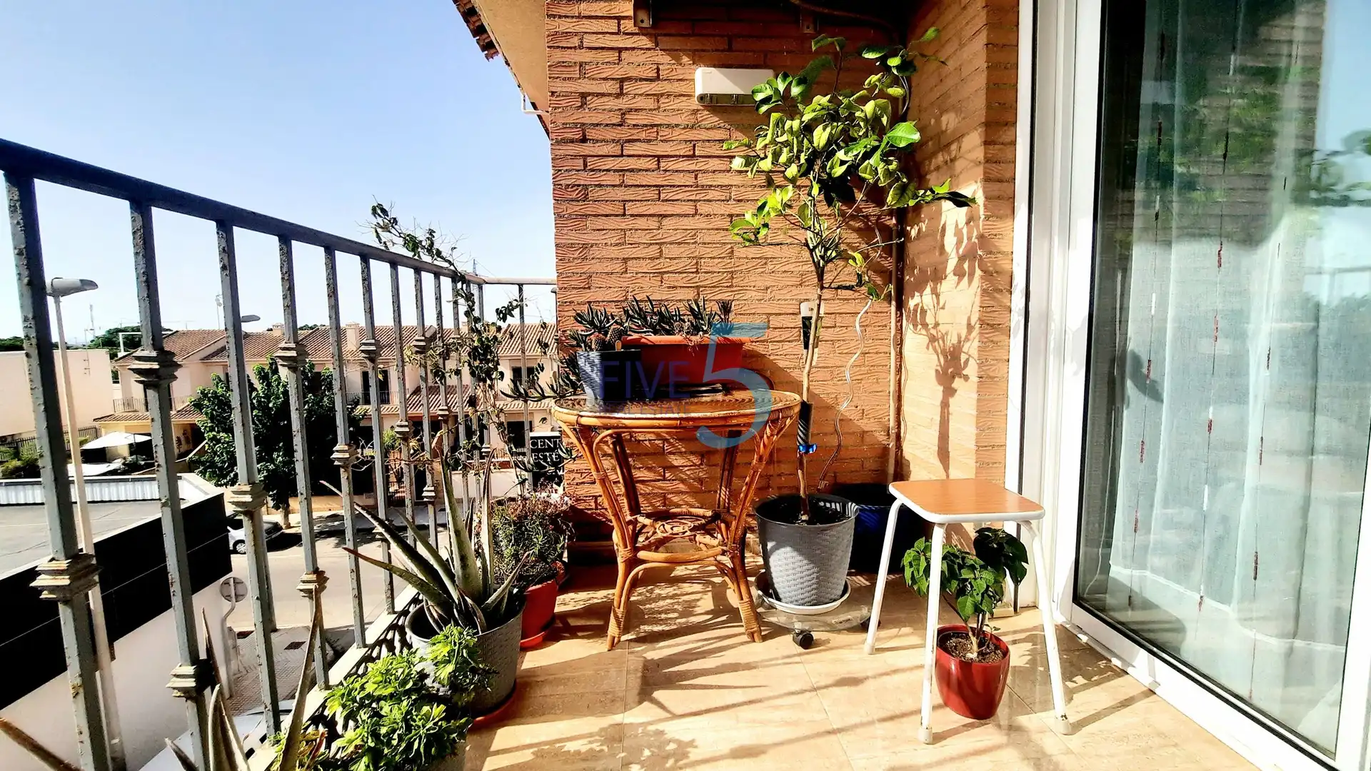 Pis amb terrassa en venda a Pilar de la Horadada ciudad