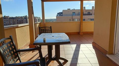 Foto 3 de Ático de alquiler en Niceto Alcala Zamora, Sanchinarro, Madrid