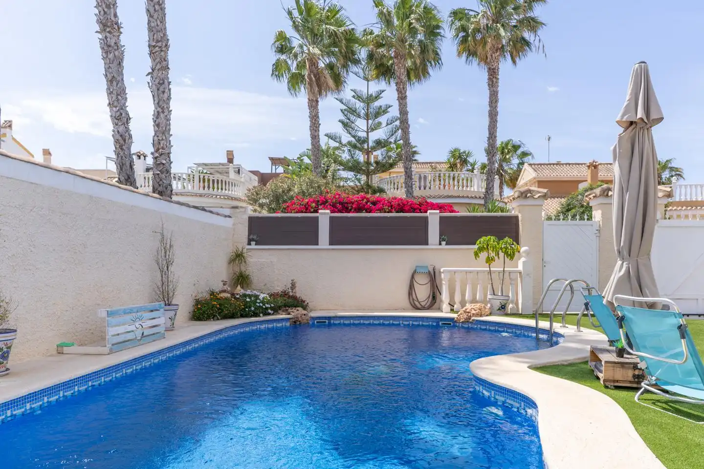 Schwimmbecken von Haus oder Chalet zum Verkauf in Santa Pola mit Klimaanlage, Privatgarten und Terrasse