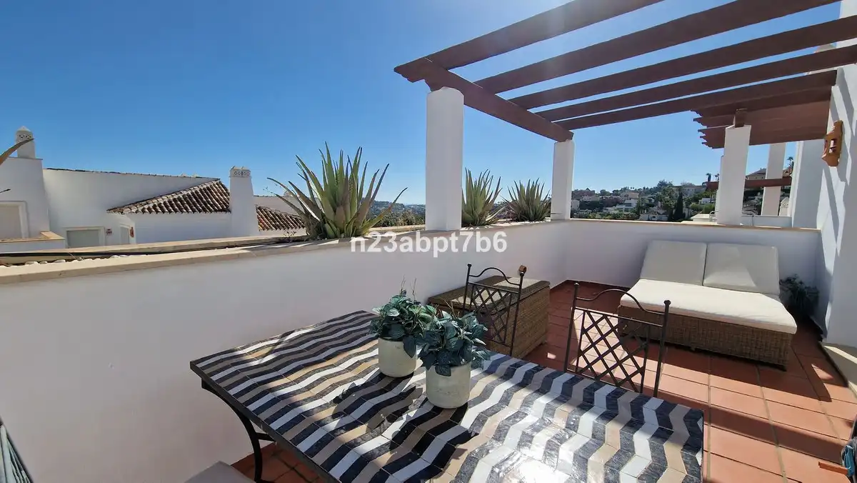 Àtic amb piscina en venda a Nueva Andalucía, imagen 4