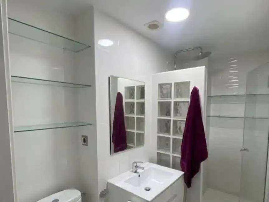 Bany de Pis de lloguer en Benicasim / Benicàssim amb Aire condicionat, Piscina i Balcó