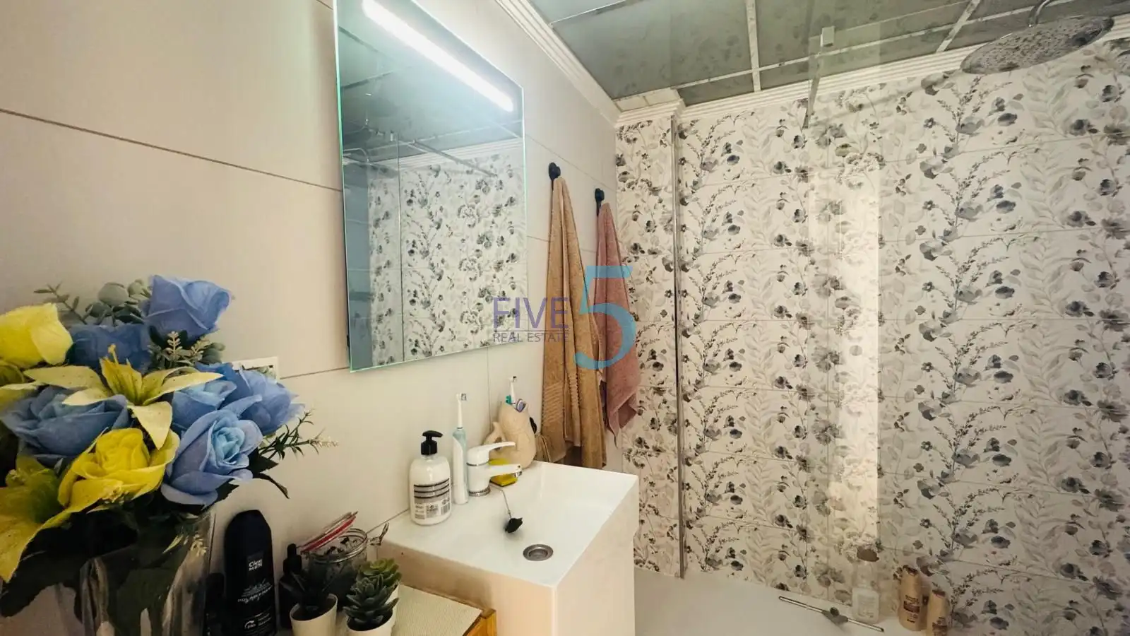 Bany de Pis en venda en Daya Nueva amb Aire condicionat, Terrassa i Piscina
