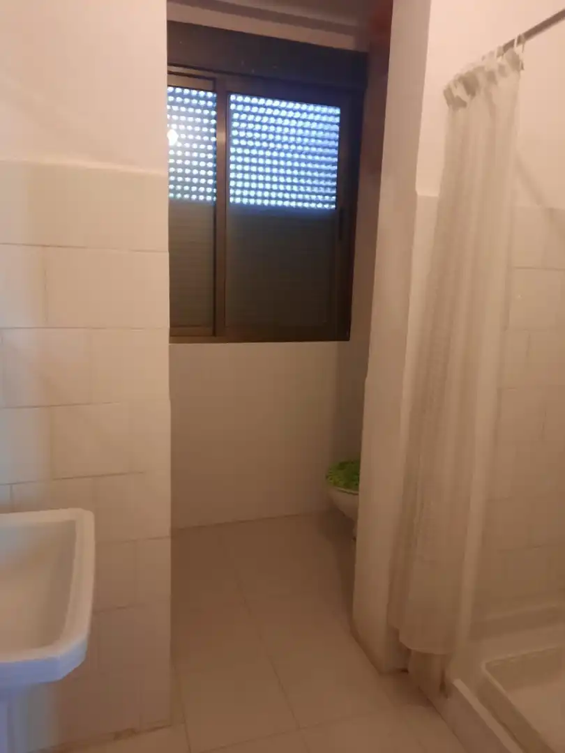 Badezimmer von Country house zum Verkauf in La Puebla de Híjar mit Privatgarten